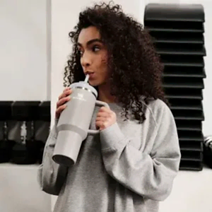 Stanley Quencher Pipetli Termos Bardak 1.18 Lt - Gri