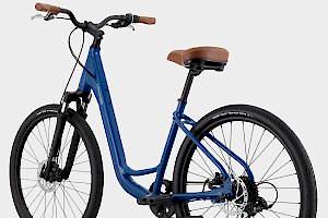 Cannondale Adventure 2 Şehir Tur Bisikleti - Mavi